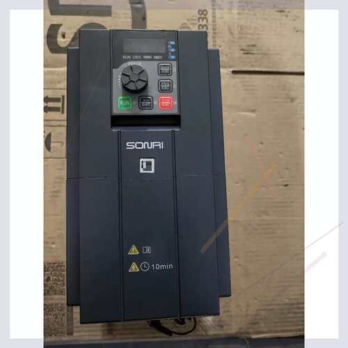 议价松日变频器，SB70A-4T5R5GB/7R5PB，实物