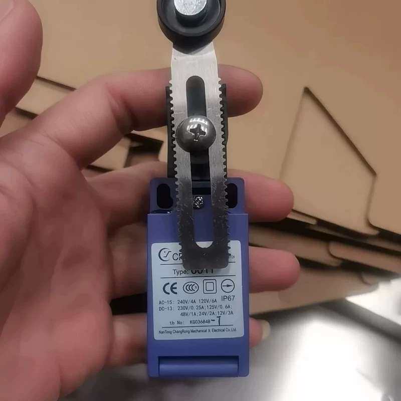 议价-通力电梯缓冲器开关CR400-SZ电梯配件-可维修