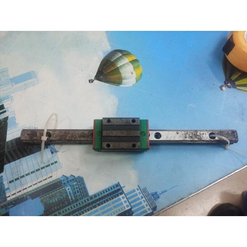 议价滑块导轨滑块导轨HG15,总长238mm。