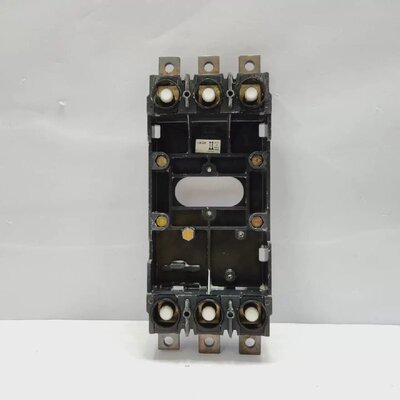 议价Enchufe Fijo Para Interruptor Automtico LN320