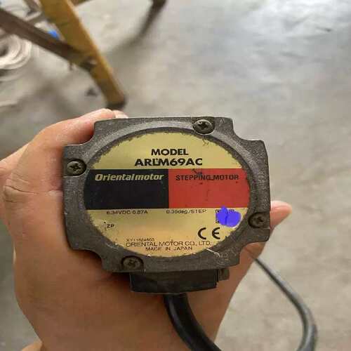 议价【议价】步进马达ARLM69AC、件，功能正常、成色