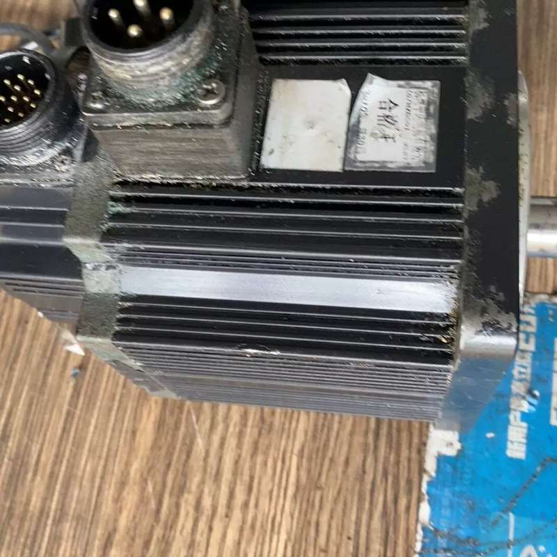 议价杭州中达电机130SFM- 6牛米二台 ,单价285一台,