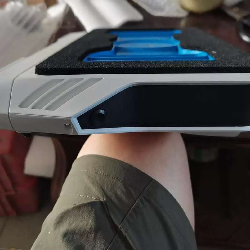 议价飞智bs1压风式散热器，功能包好。少了一个支架。