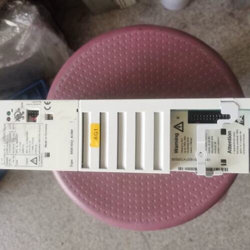 议价e82ev222-4c000 9新变频器e82ev 8200系列380v 2.2kw 已测试