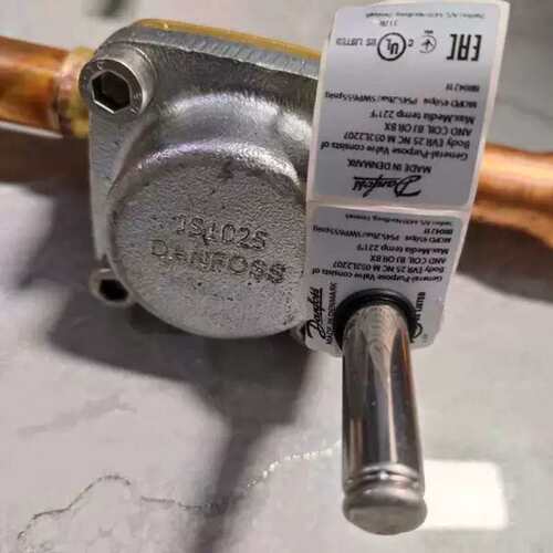 议价电磁阀 EVR25 JS1025 实物拍摄，口径35m