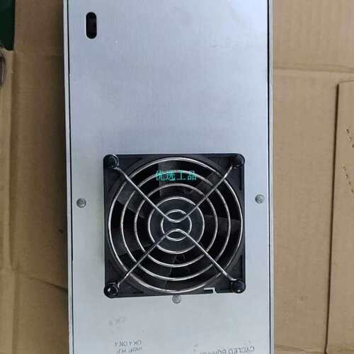 议价Deltron电源11632XA，三路输电源，5V/15
