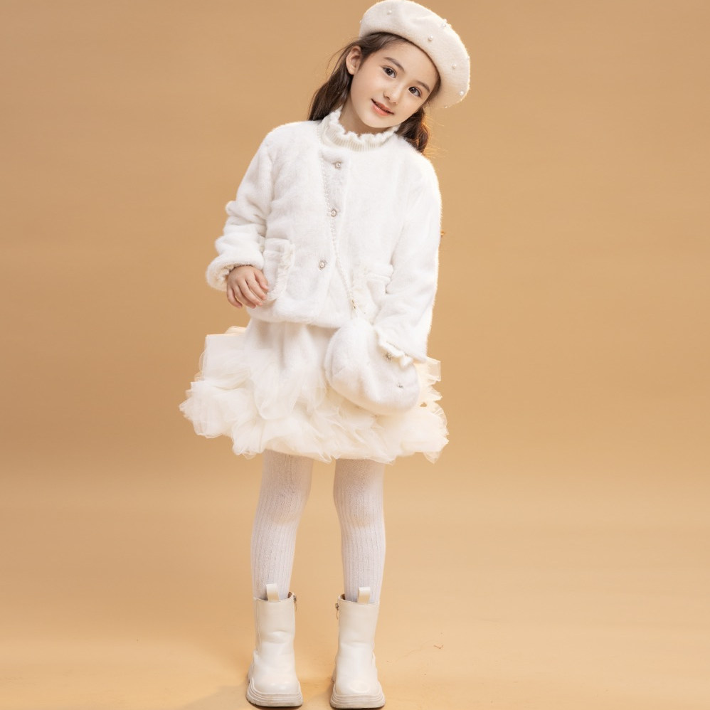 笛牧甜美风白色毛茸茸连衣裙女童高领纽扣蓬蓬裙冬日千金风外套