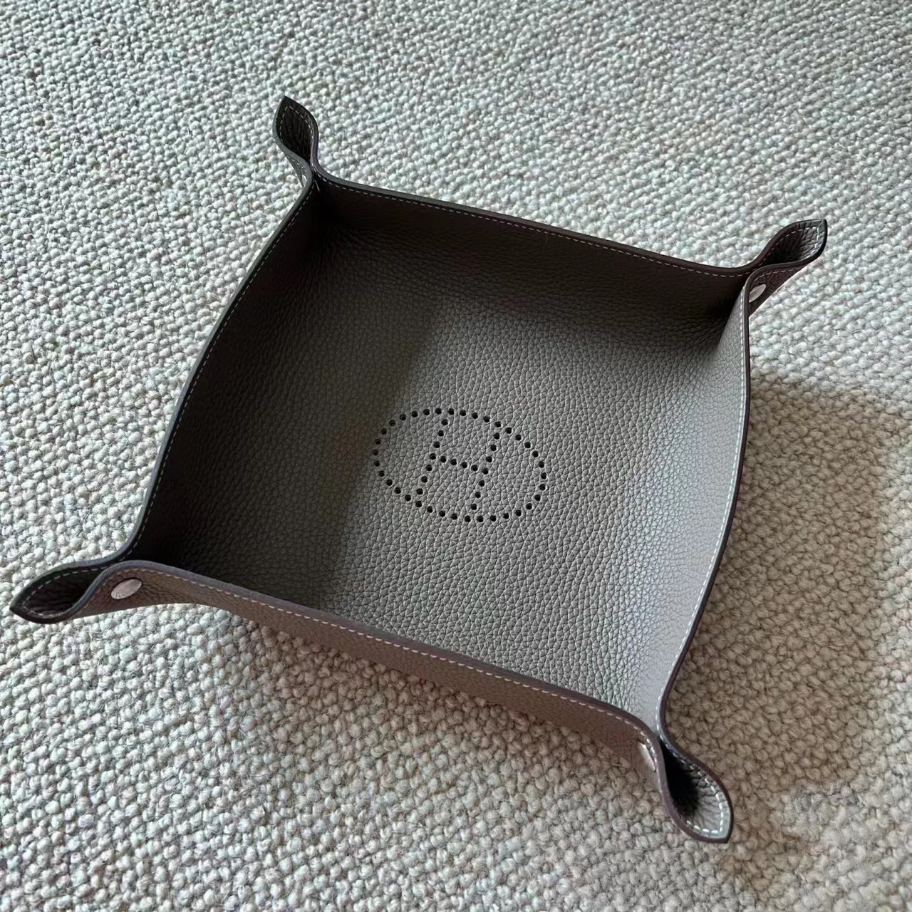 真皮置物收纳盘H家钥匙首饰饰品文玩化妆品桌面摆件玄关杂物盒