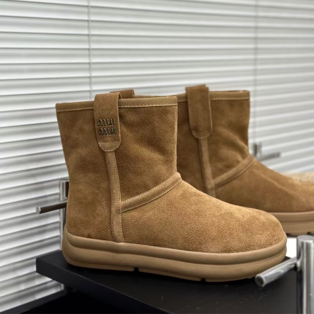 雪地靴冬季短靴金属棉鞋真皮