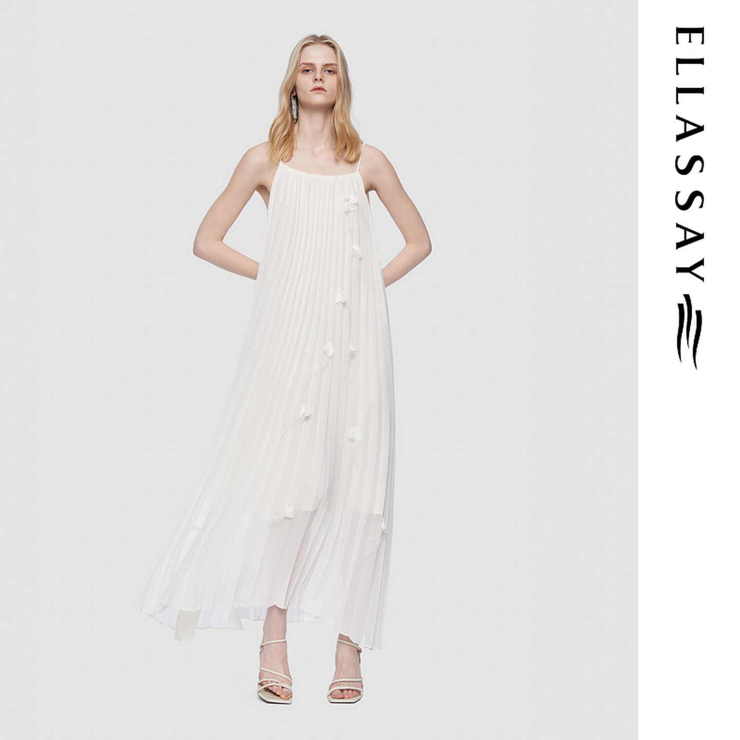 ELLASSAY歌力思2025夏季新款花朵褶皱吊带连衣裙女EWD362Y20900