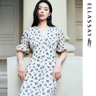 ELLASSAY歌力思2026春夏新款时尚抽褶显瘦碎花连衣裙EWD352Y07900
