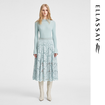 ELLASSAY歌力思春季新款雪尼尔绒感拼接蕾丝连衣裙女EWE351Y00100
