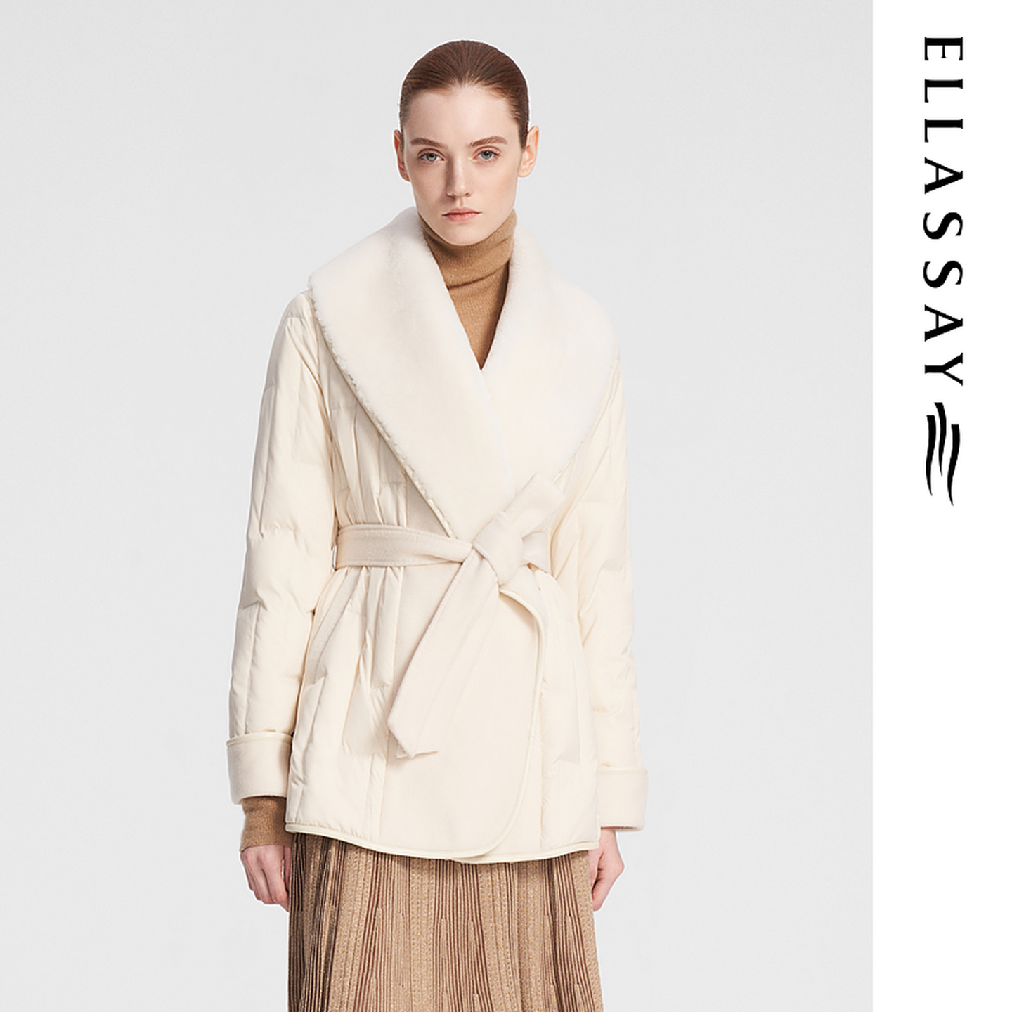 ELLASSAY歌力思冬季新款绒面大翻领收腰鹅绒羽绒服女EWF354L00400