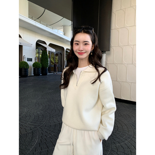 pusumede 米白半拉链套头毛衣女宽松保暖翻领针织上衣 随性范本