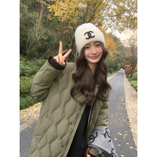 pusumede 巴恩风 90白鸭绒菱格羽绒服女轻盈中长款保暖撞色领外套