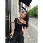 pusumede热辣小衫 一字斜肩拼接蕾丝荡领短袖 t恤女设计感露肩上衣