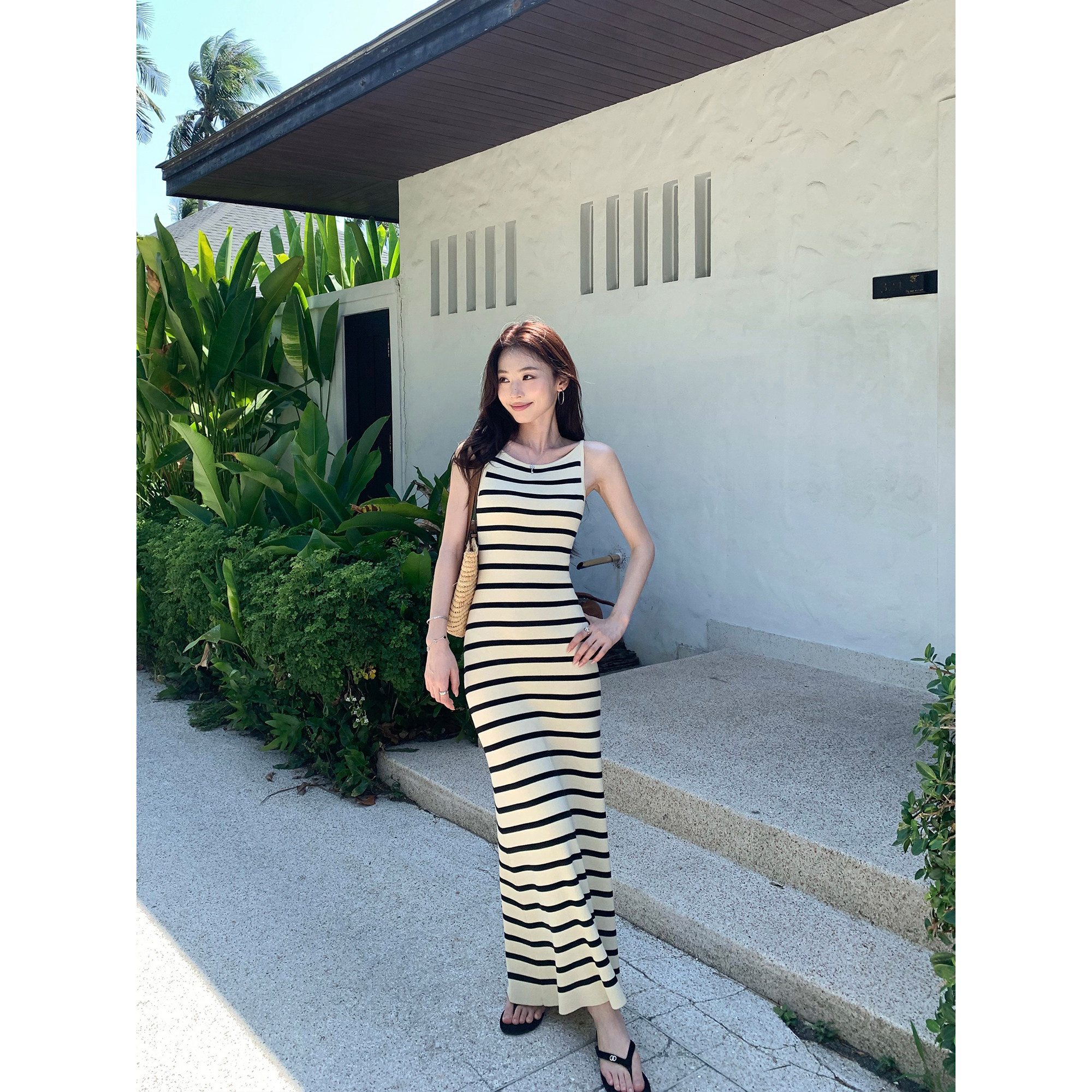 pusumede 梨泰院织 莱赛尔条纹吊带连衣裙女修身显瘦背心包臀长裙