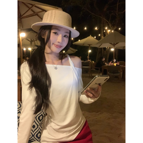 扭结设计感白色长袖斜肩T恤女