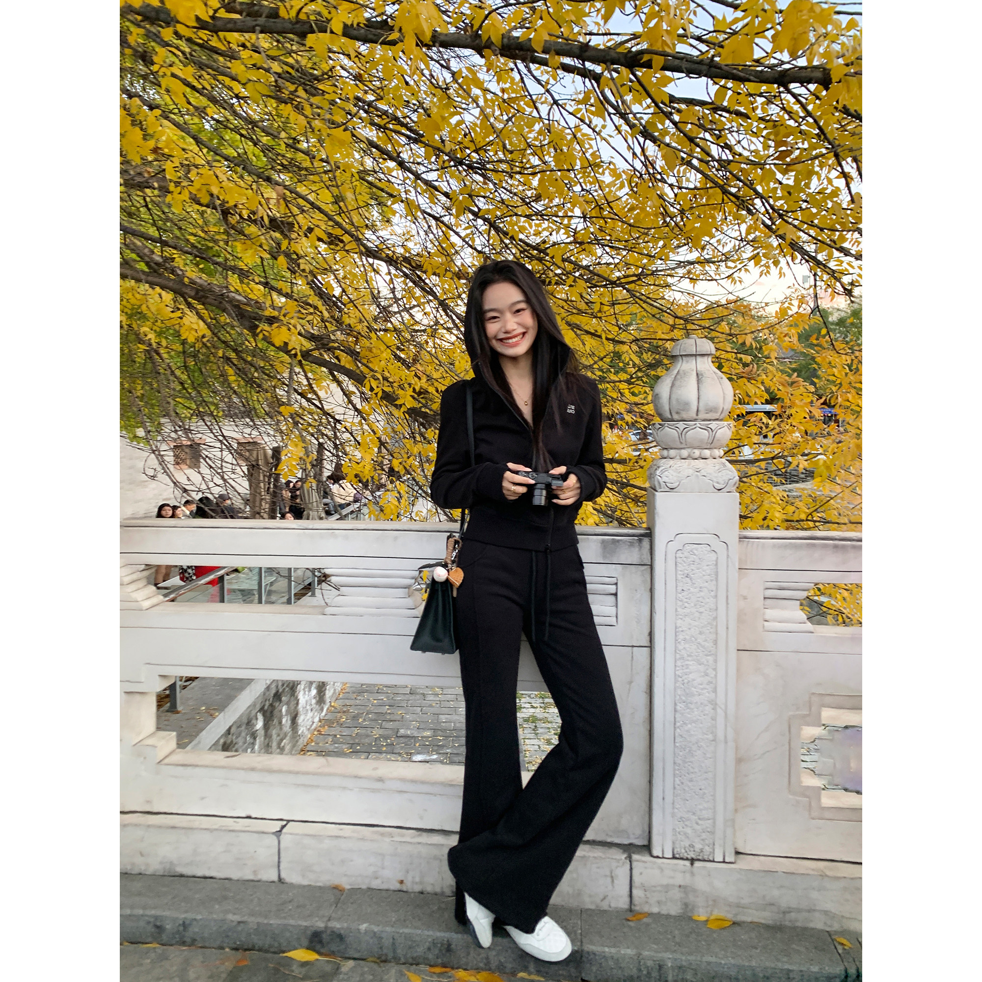 pusumede 极简运动风 修身连帽卫衣开衫女加绒显瘦休闲微喇裤套装,女装/女士精品,休闲运动套装,淘宝优惠券,粉丝福利购,淘宝优惠卷