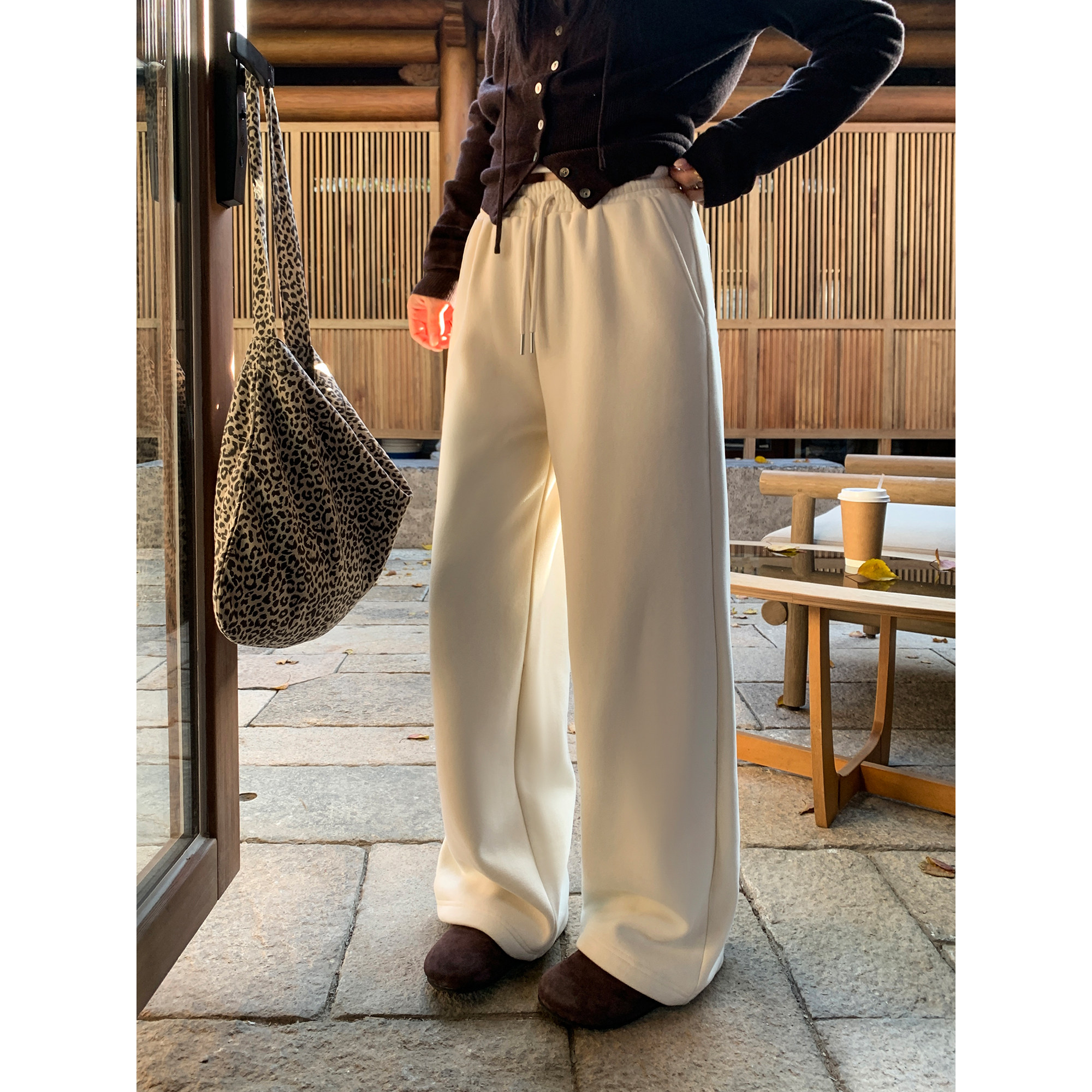 pusumede 舒适柔软 氛围感宽松阔腿卫裤女加绒加厚杏色直筒休闲裤,女装/女士精品,休闲裤,淘宝优惠券,粉丝福利购,淘宝优惠卷