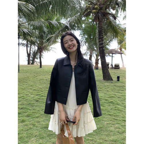 气质短款皮衣外套女显瘦