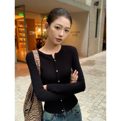 香槟独白温柔针织开衫长袖上衣