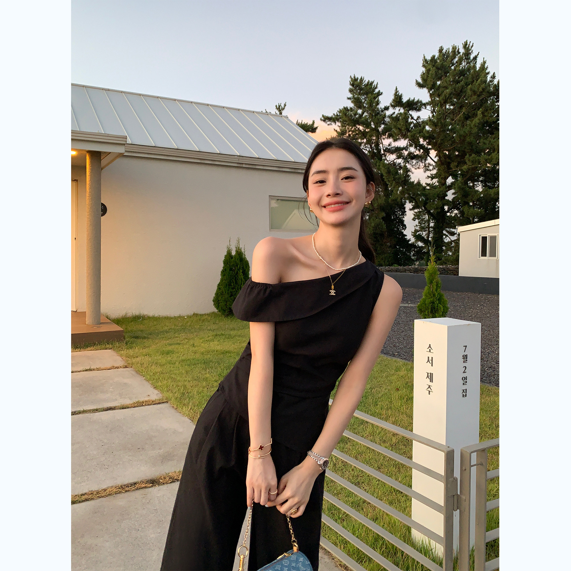 pusumede 进阶学姐 斜肩褶皱露肩T恤女夏季垂感休闲裤阔腿裤套装,女装/女士精品,背心吊带,淘宝优惠券,粉丝福利购,淘宝优惠卷