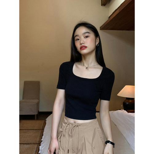 pusumede 黑色方领短袖t恤女夏百搭白色修身显瘦短款正肩上衣