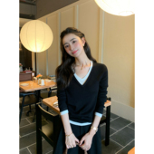 pusumede 上衣 女慵懒设计感长袖 在韩欧尼 假两件撞色v领针织衫