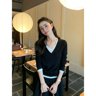 女慵懒设计感长袖 假两件撞色v领针织衫 上衣 在韩欧尼 pusumede