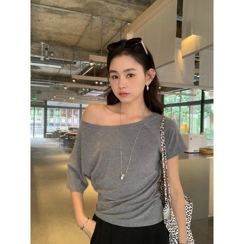 pusumede小露香肩~斜肩短袖t恤女气质收腰宽松慵懒设计感针织上衣