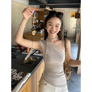 露肩背心上衣 不对称斜肩吊带女设计感小众无袖 pusumede 清冷美人