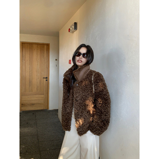 仿皮草外套女气质宽松保暖毛毛上衣 翻领短款 pusumede 奶霜绒语