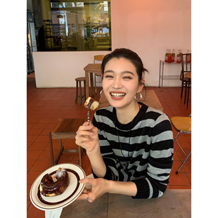 pusumede【现货7折】圆领长袖条纹针织衫女新款套头毛衣内搭上衣