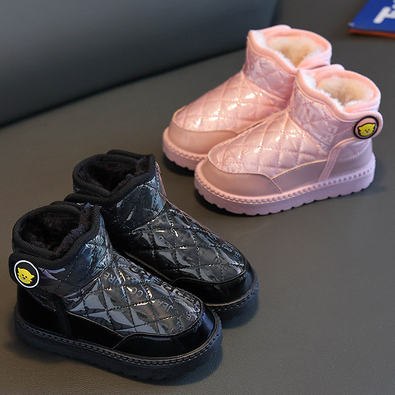 儿童雪地靴2024冬季新款儿童棉鞋男童短靴防水防滑加厚女孩棉靴子