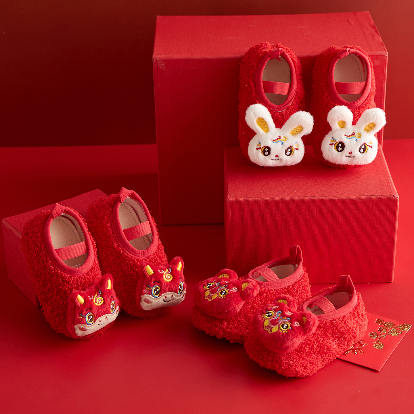 2026新年红色马年公仔宝宝地板袜