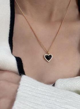 轻奢黑色爱心镶钻锁骨链女法式复古气质高级感心形锆石吊坠项定制