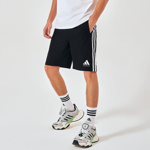 酷动城adidas男女短裤五分裤