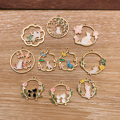 1个粉色可爱仿真花环猫 diy自制饰品配件 镂空花圈滴油吊坠挂件