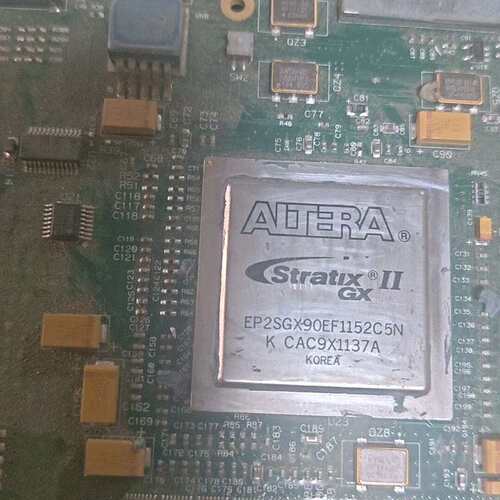 议价ALTERA Stratix II GX ，2块EP2SGX