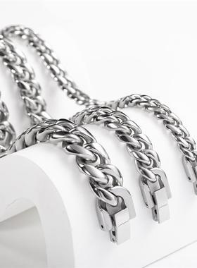 Mens personalized titanium steel Cuban chain necklace jewel