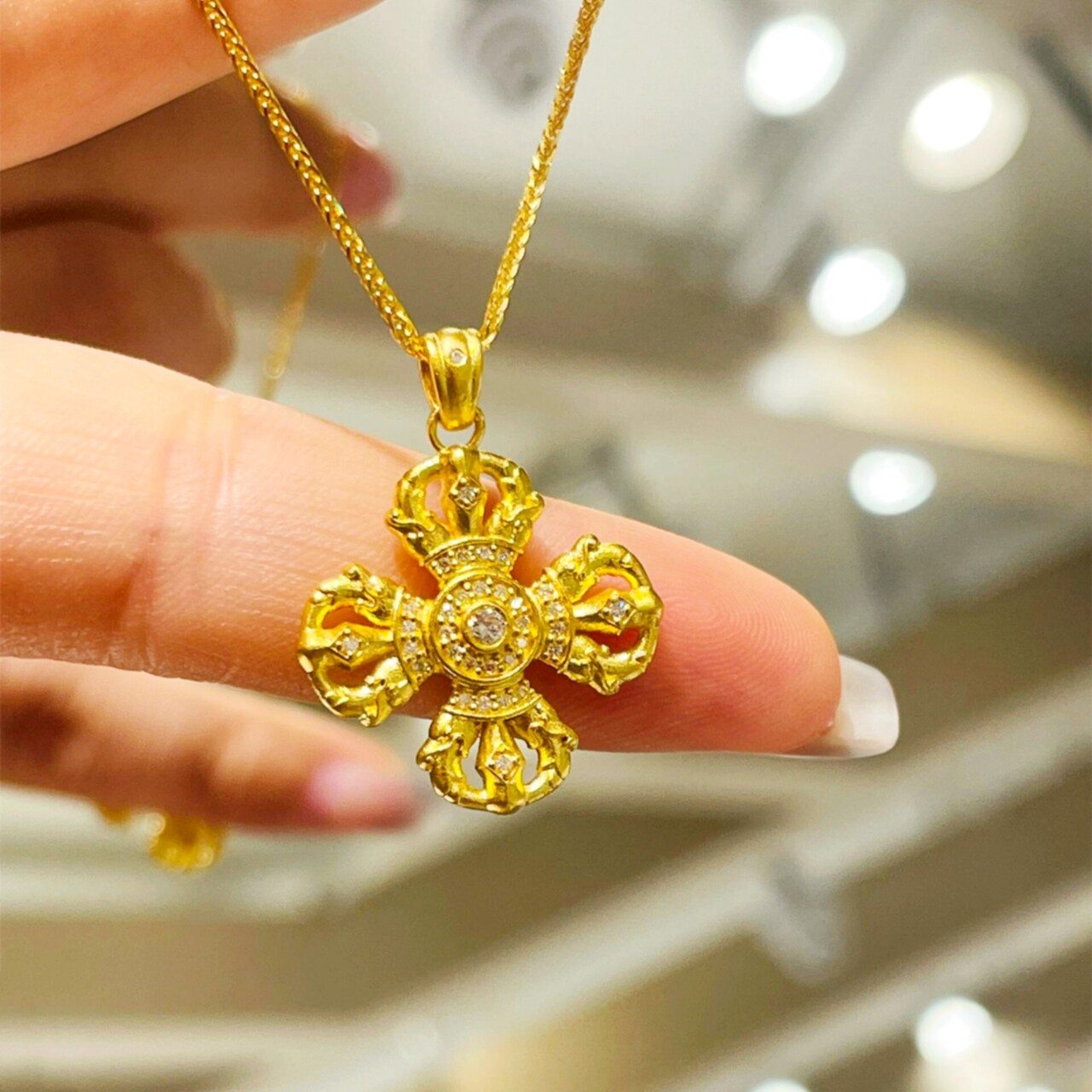 官万正品平替珠宝店轻奢图片