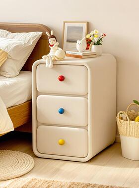 小型实木床头柜家用卧室奶油风2026新款极窄超窄30cm迷你儿童柜子