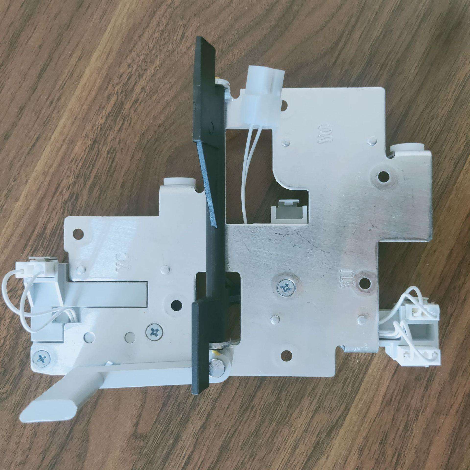 1VCR002352G0001线圈安装底板VD4线圈安装底板