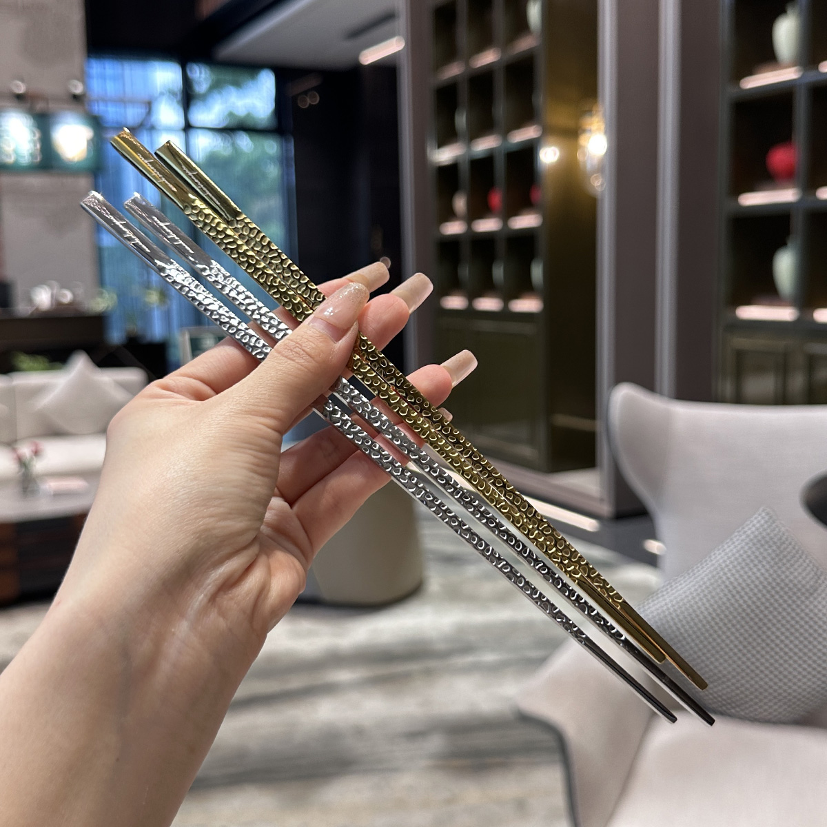 【老板娘自用轻奢款】实心捶打纹筷子公筷网红日韩式304不锈钢