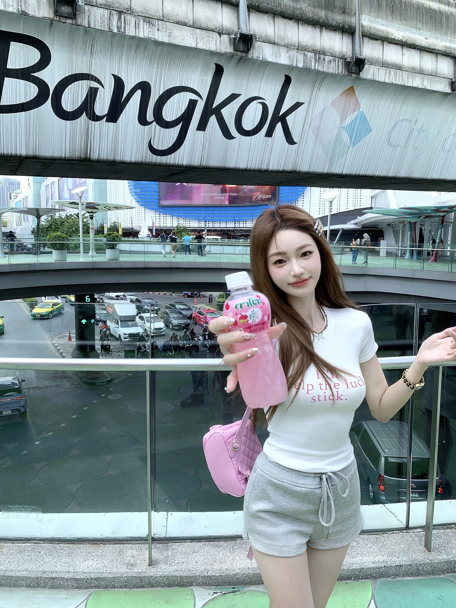 COOLLINE林子熙 甜度多巴胺 3d显身材0束缚字母印花纯欲面膜t恤女