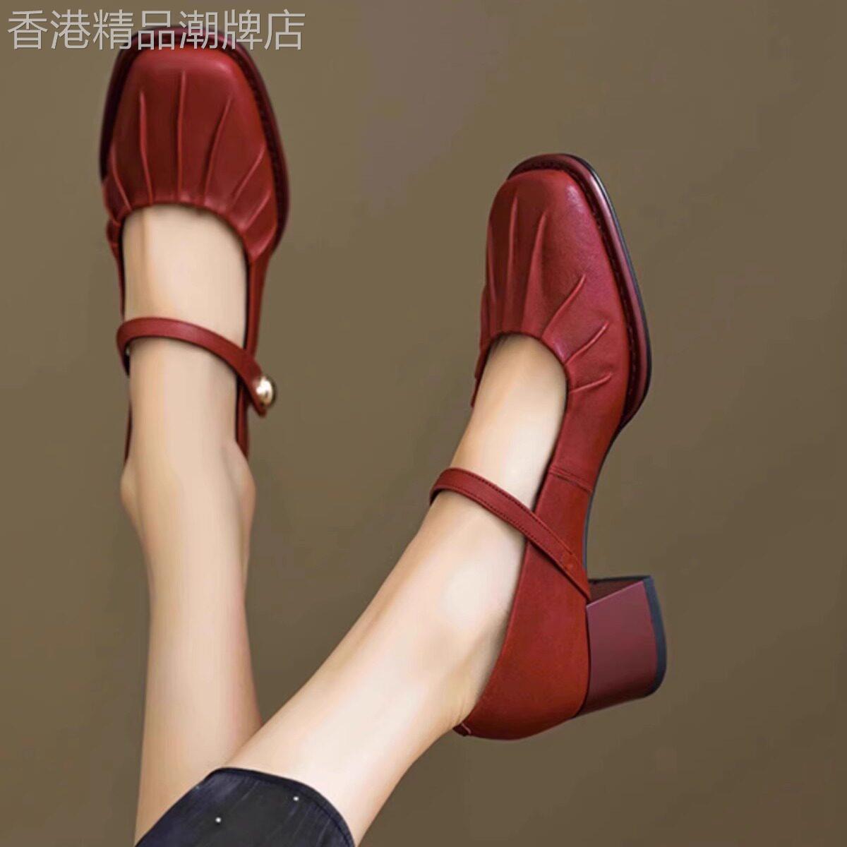 时尚百搭粗跟红色浅口单鞋女2026年夏季新款中跟高跟休闲玛丽珍鞋
