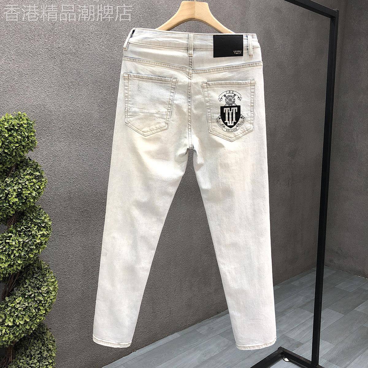 潮牌修身浅色牛仔裤男士2025夏季小脚休闲长裤子新款个性痞帅男裤