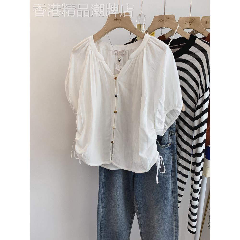 白色短款V领衬衫女短袖2026年新款夏季设计感下摆收腰抽绳娃娃衫