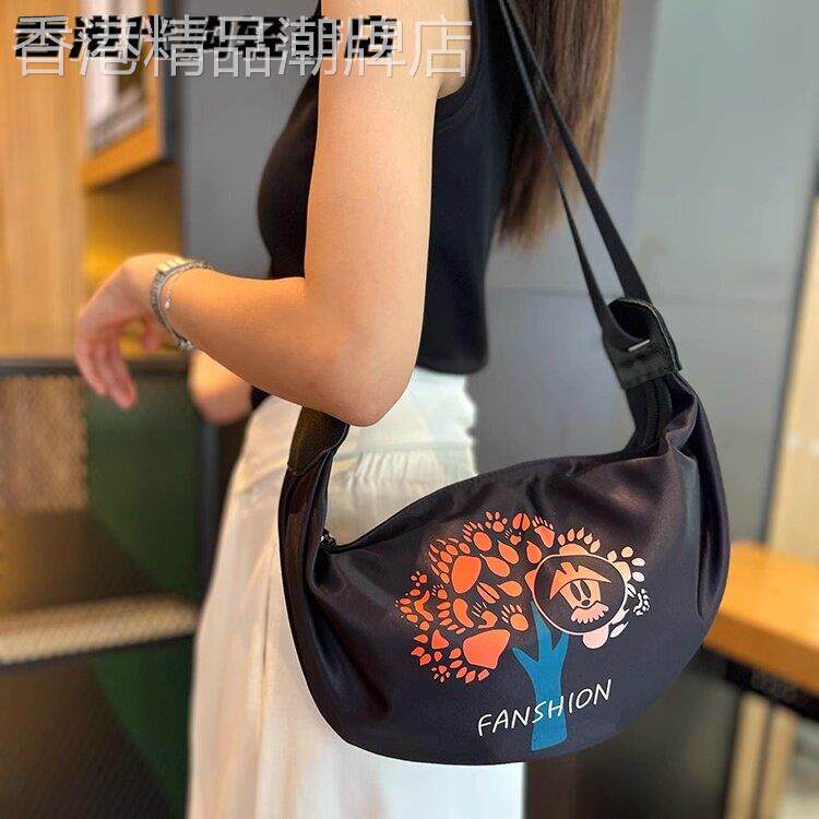 法国ZAMP印花轻便高级感单肩包时尚斜挎女新款防水百搭休闲水饺包